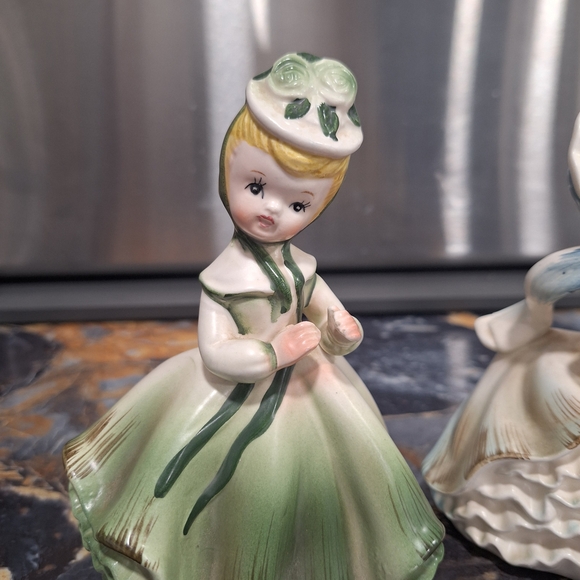 Vintage Napco Ceramic Victorian Ladies In Fancy Dresses And Bonnets Planters - Picture 2 of 13